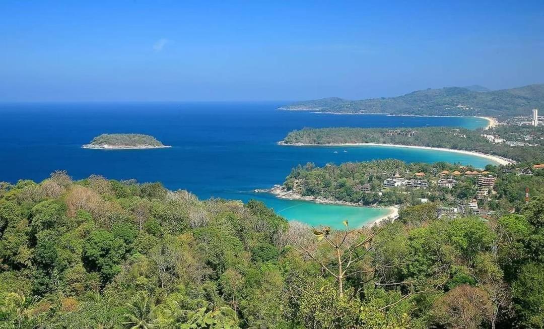 Massuwan Karon Beach Ban Saiyuan Exteriör bild